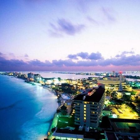 Апартаменти Cozy Ocean Front Penthouse At Marlin Beach Канкун Екстер'єр фото