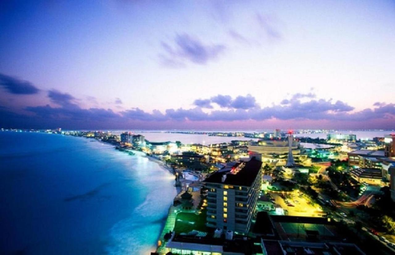 Апартаменти Cozy Ocean Front Penthouse At Marlin Beach Канкун Екстер'єр фото